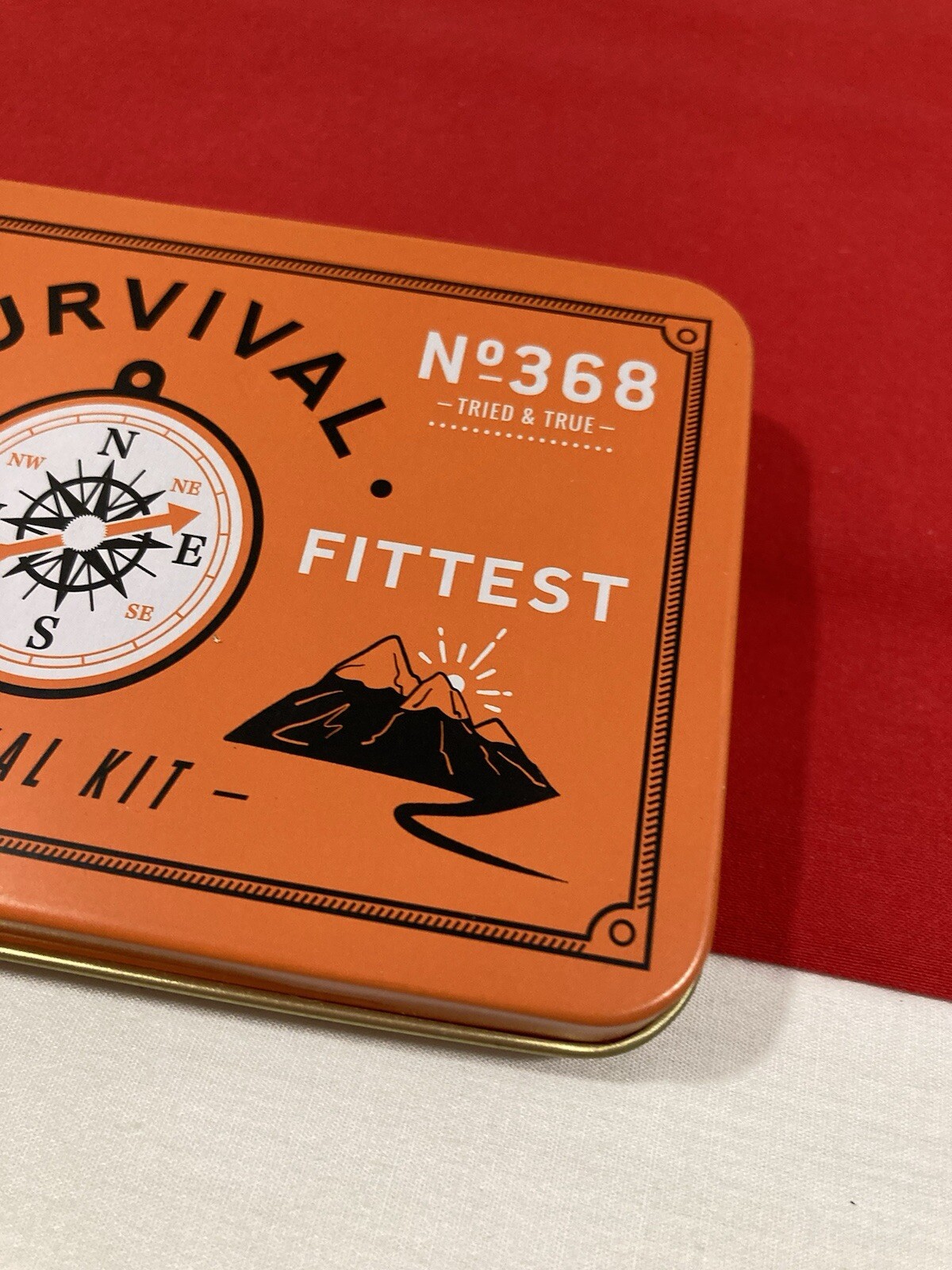 NEW The Gentlemen’s Hardware Survival Tool Kit No 358 *Includes Six Accessories*