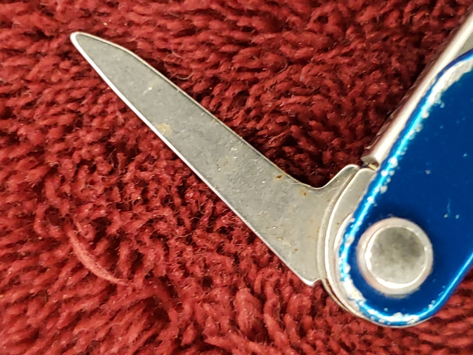 🔴 Leatherman Squirt P4 Multi-Tool Blue Keychain