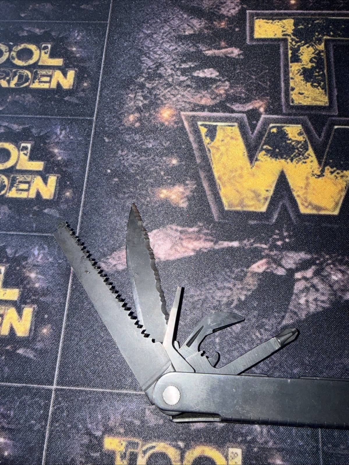 Vintage Black Oxide Leatherman Super Tool 4 1/2” Free And Combined SHIPPING!