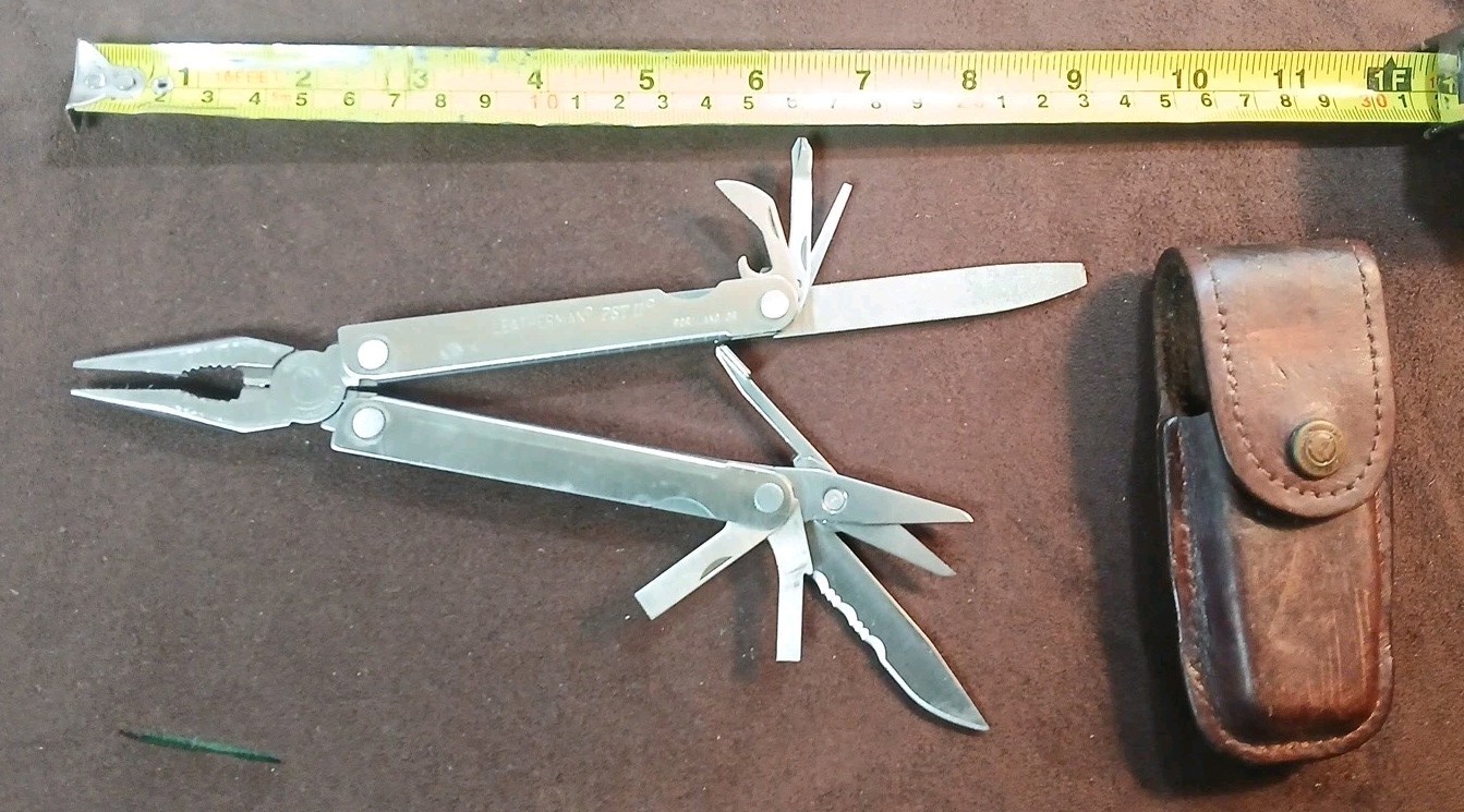 Vtg Leatherman PST ll W/ Very Old Leatherman Leather Sheath, U.S.A.