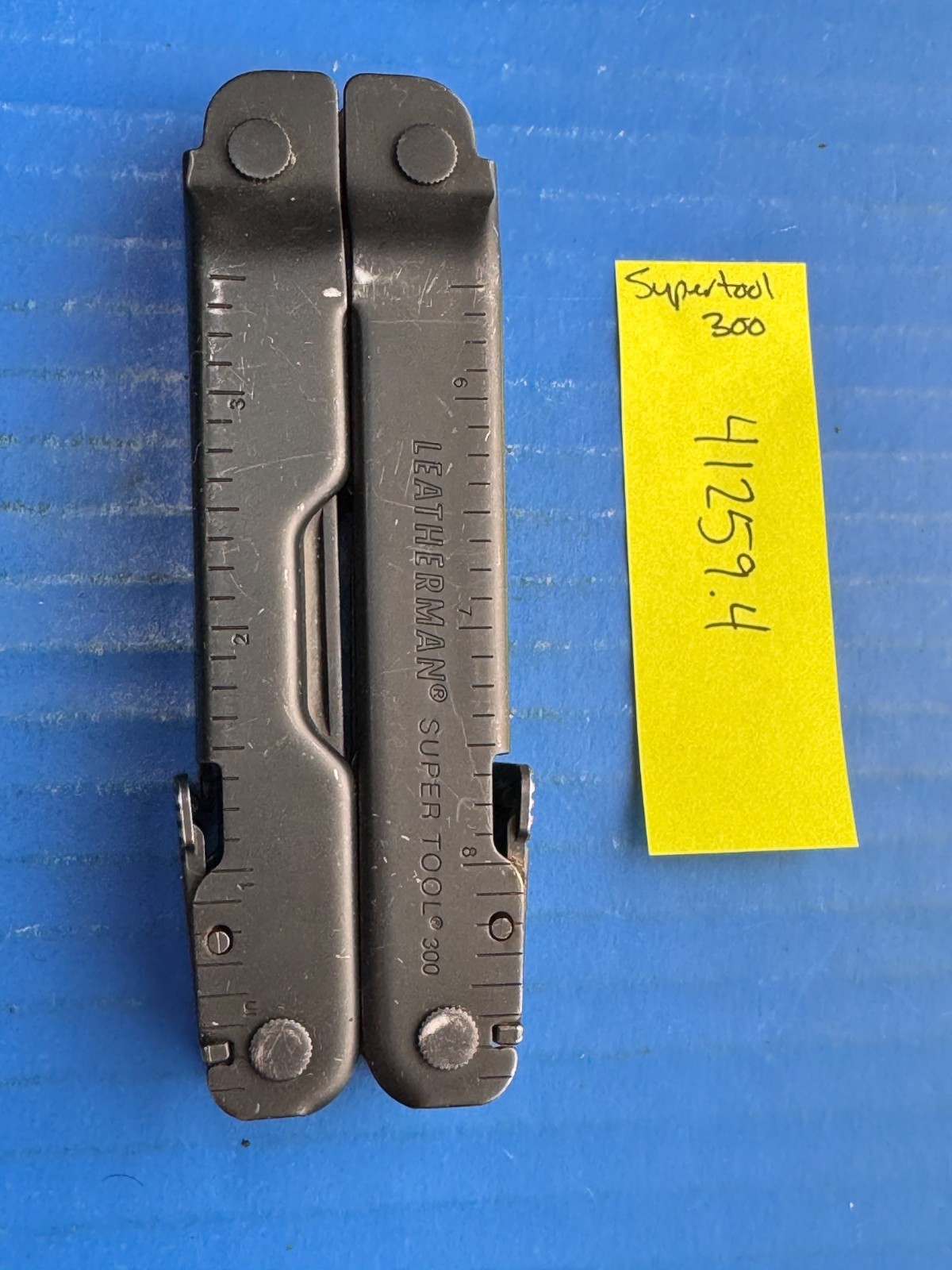 Leatherman Super Tool 300 Multi-Tool multi tool Black Oxide