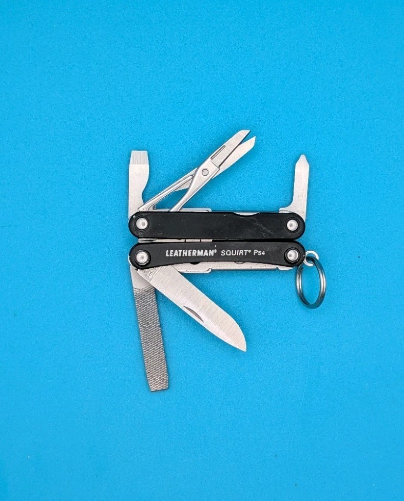 Leatherman SQUIRT PS4 Multi-Tool With Pliers Scissors Knife BLACK!