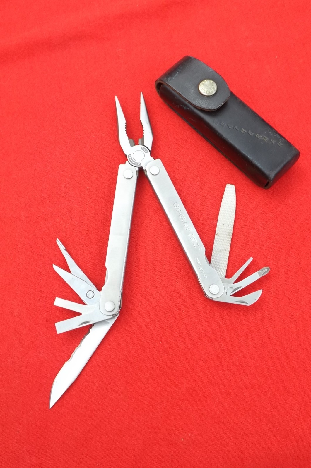 Leatherman PST II Multi-Tool Stainless Portland USA W/ Sheath Case 1198 UNUSED