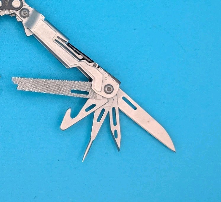 SOG PowerPint Tool Compact Lightweight Silver Multi-Tool!
