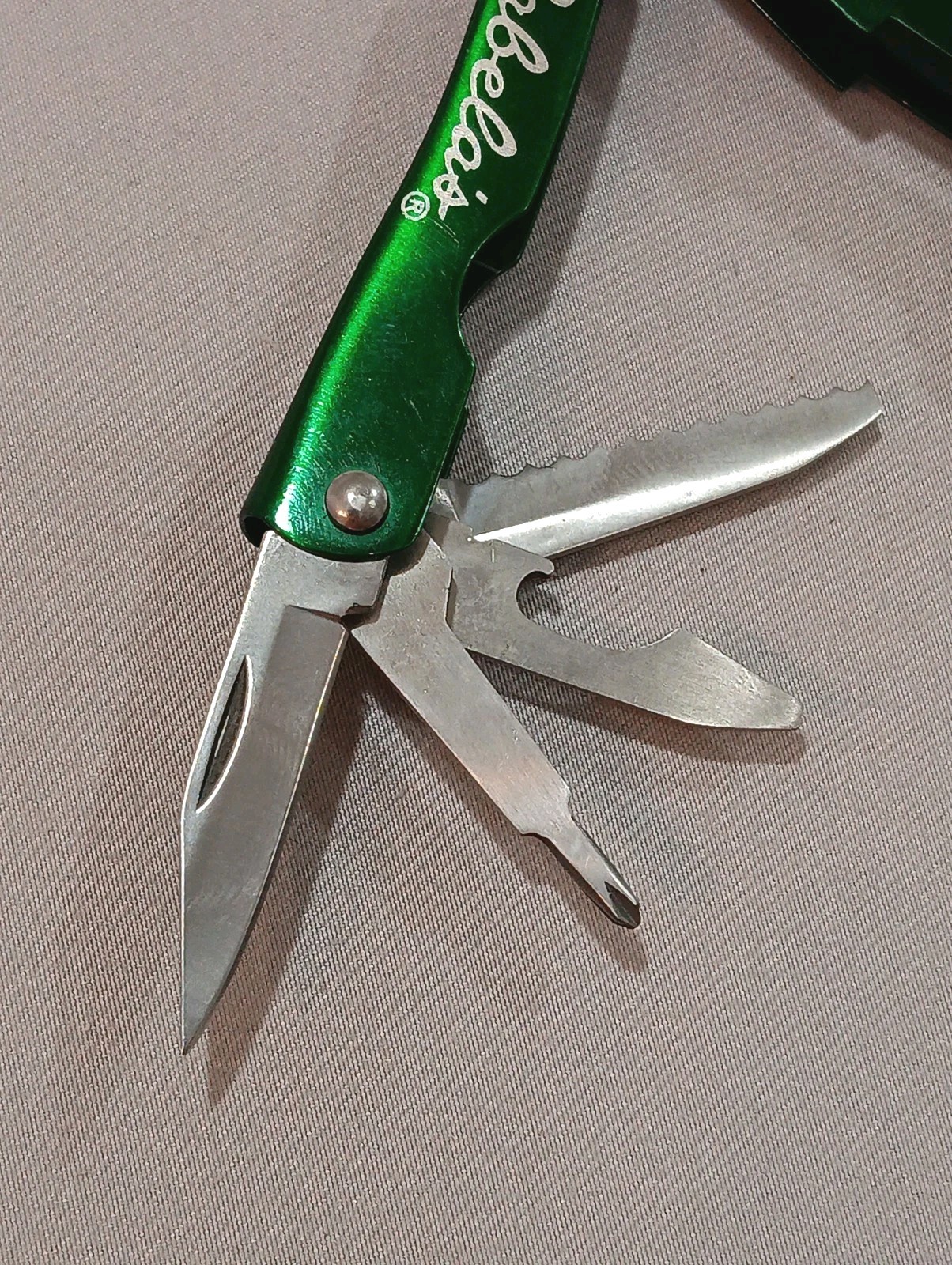 Cabela’s Mini Multi-Tool Pocket Knife Green Keychain With LED Light Multi Tool