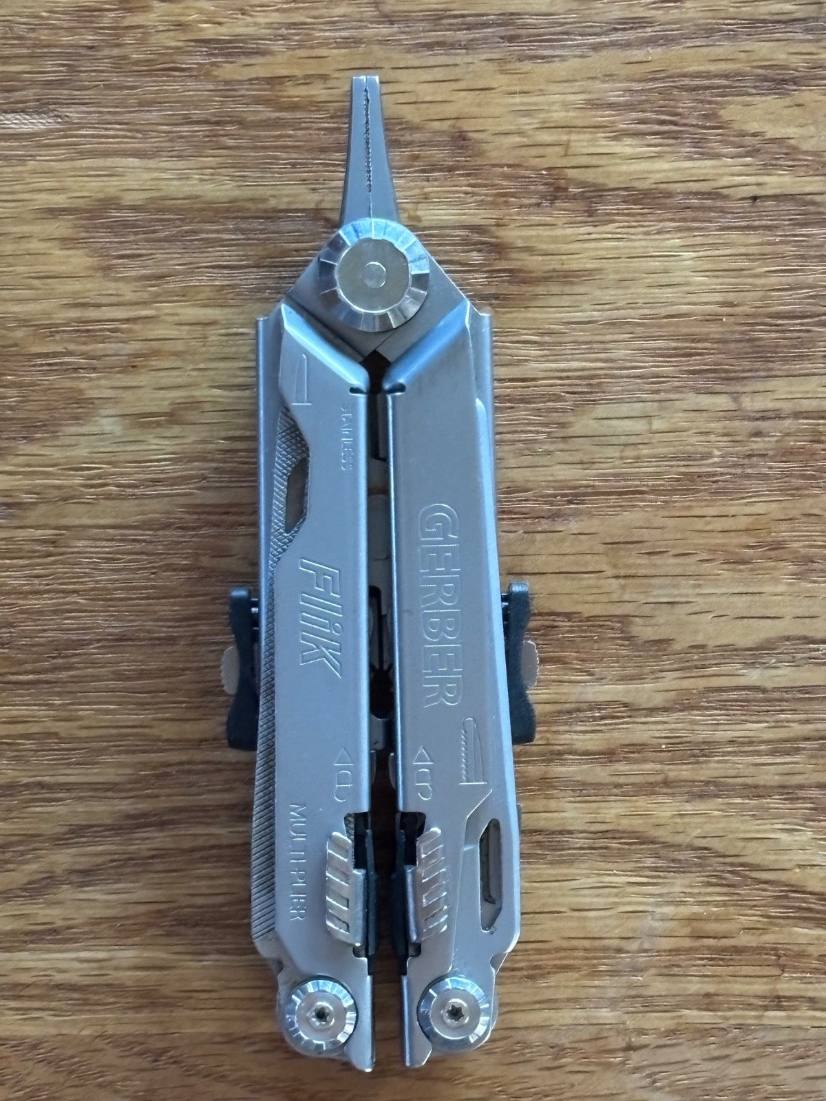 Gerber FLIK fish fisherman multi tool multi-plier super rare and discontinued!