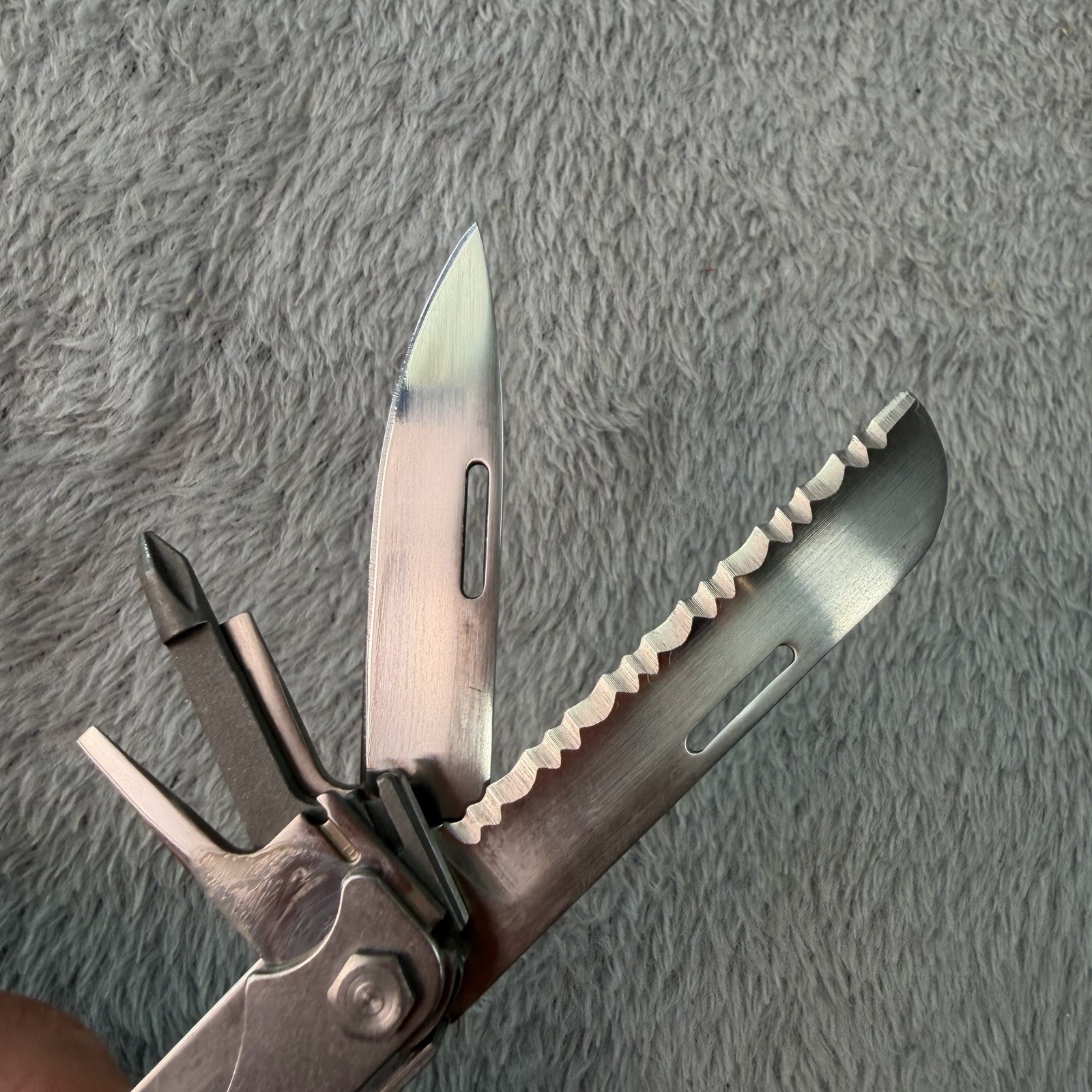 SOG ParaTool Multi-Tool + Sheath New Old Stock Made in USA B529
