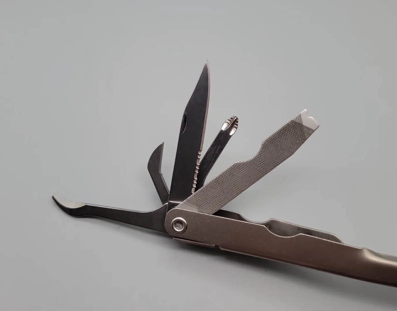 Schrade Tough Tool ST1 Multi-tool w/ SHEATH USA Version * Engraved