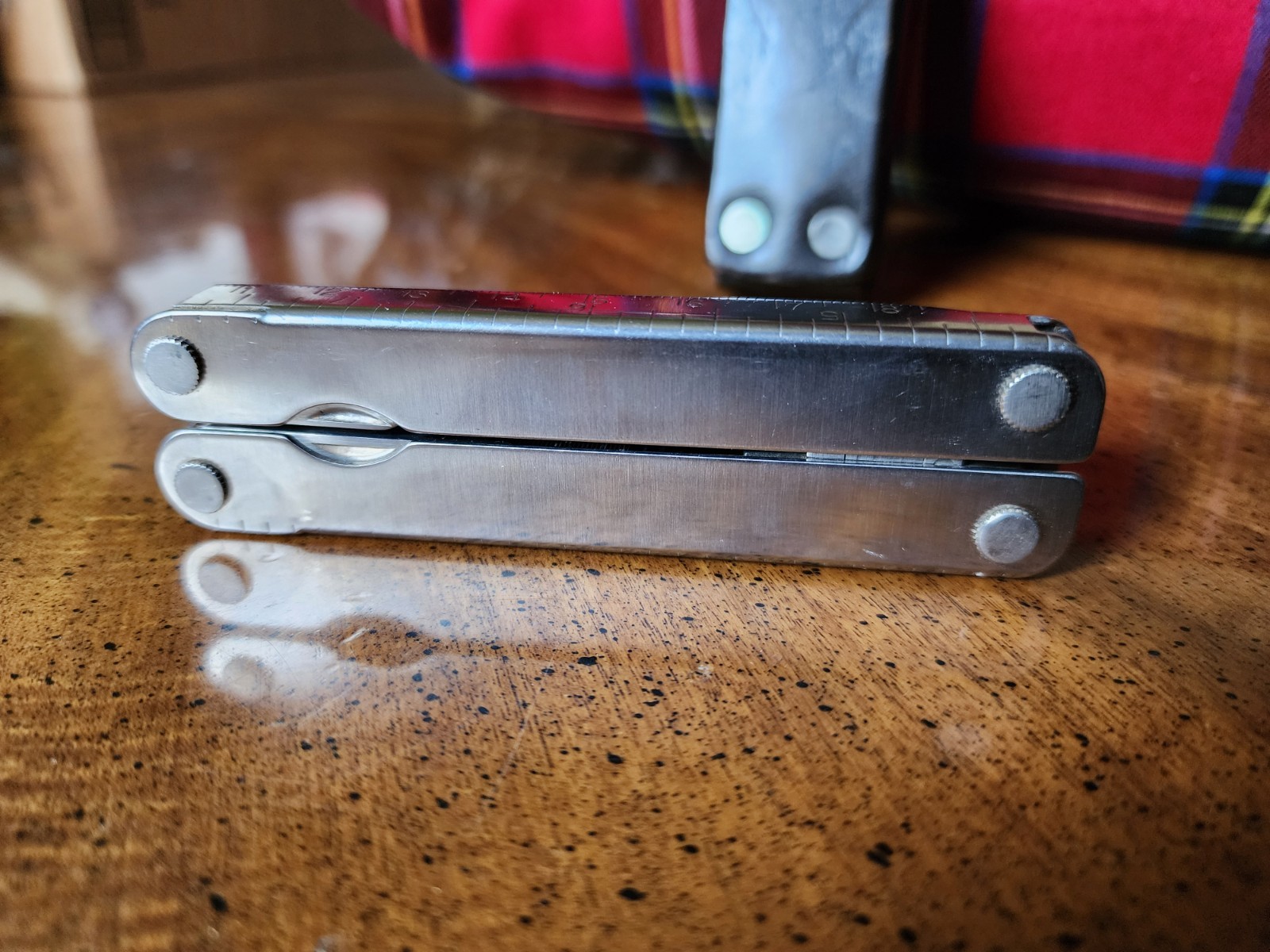 Vintage Leatherman Multi-tool With Brown Case Very Good Condition