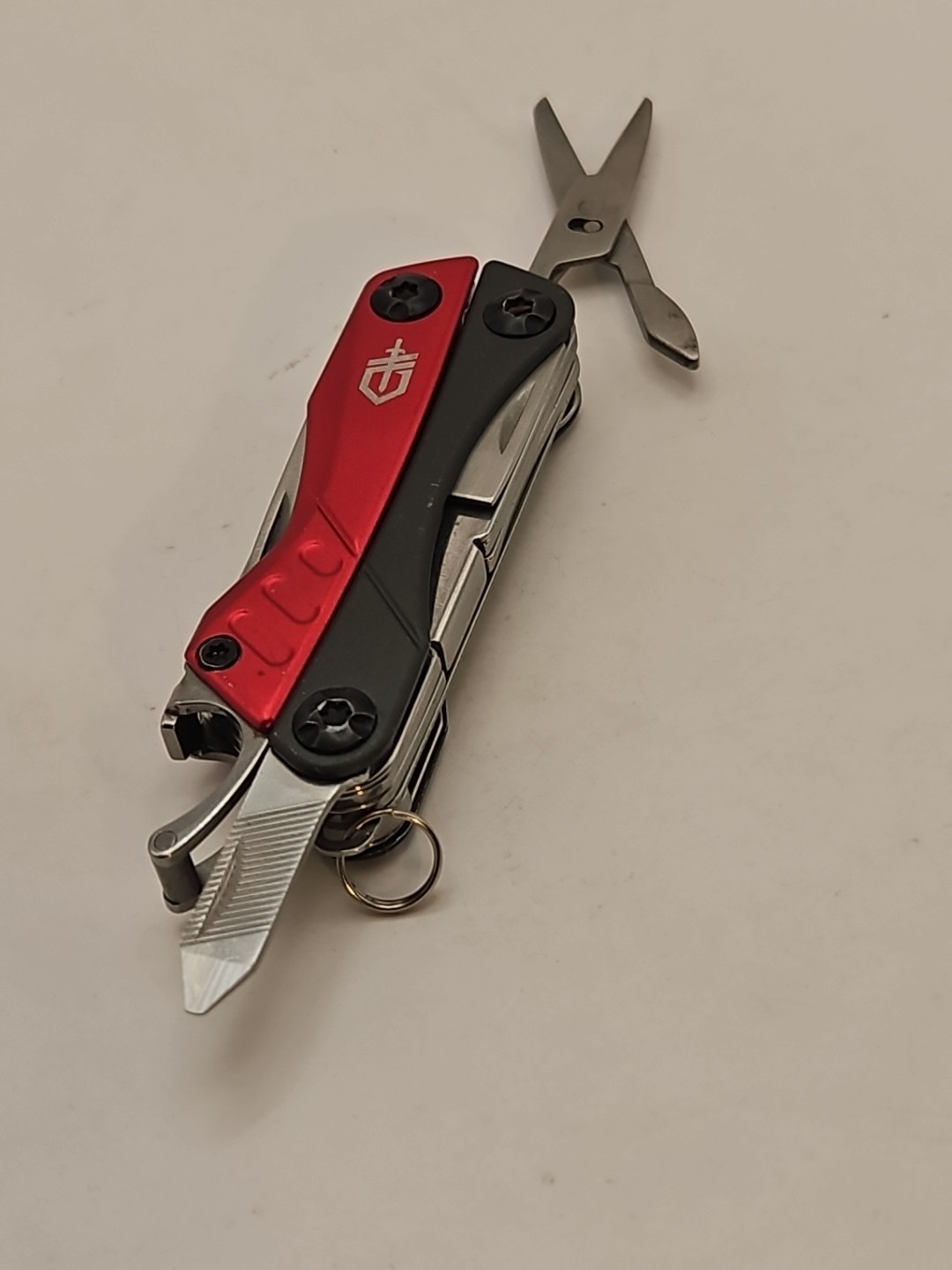 Gerber Dime Red compact multi-tool