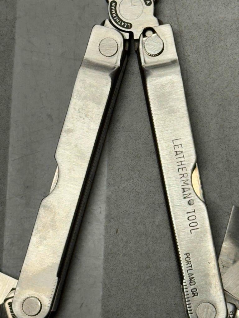 Vintage Leatherman PST ? Multi Tool w/ Bit Driver + 6 Bits Pouch Made in USA