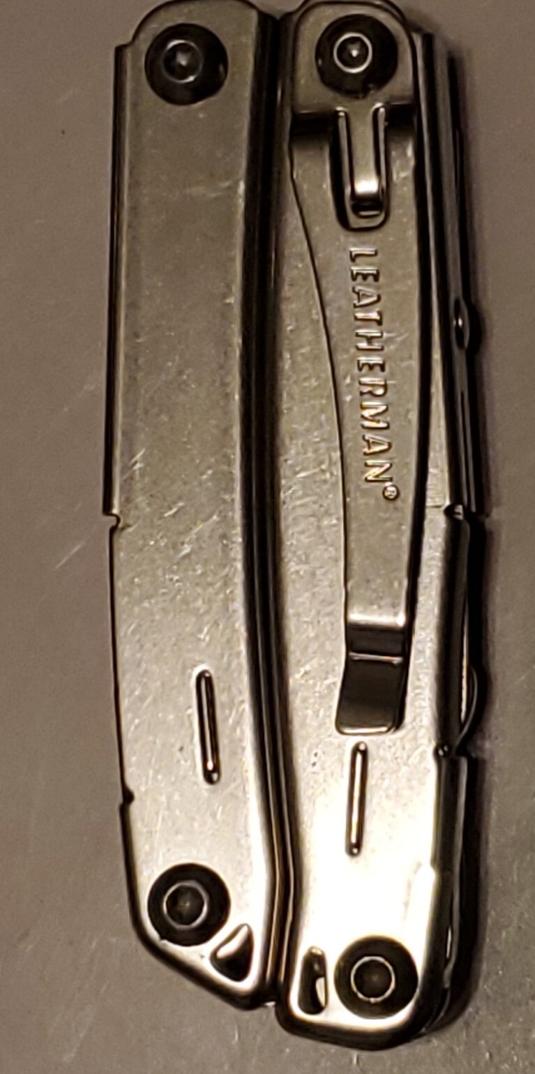 Leatherman Wingman Multi-Tool With Pocket Clip 420HC Stainless Steel LM55