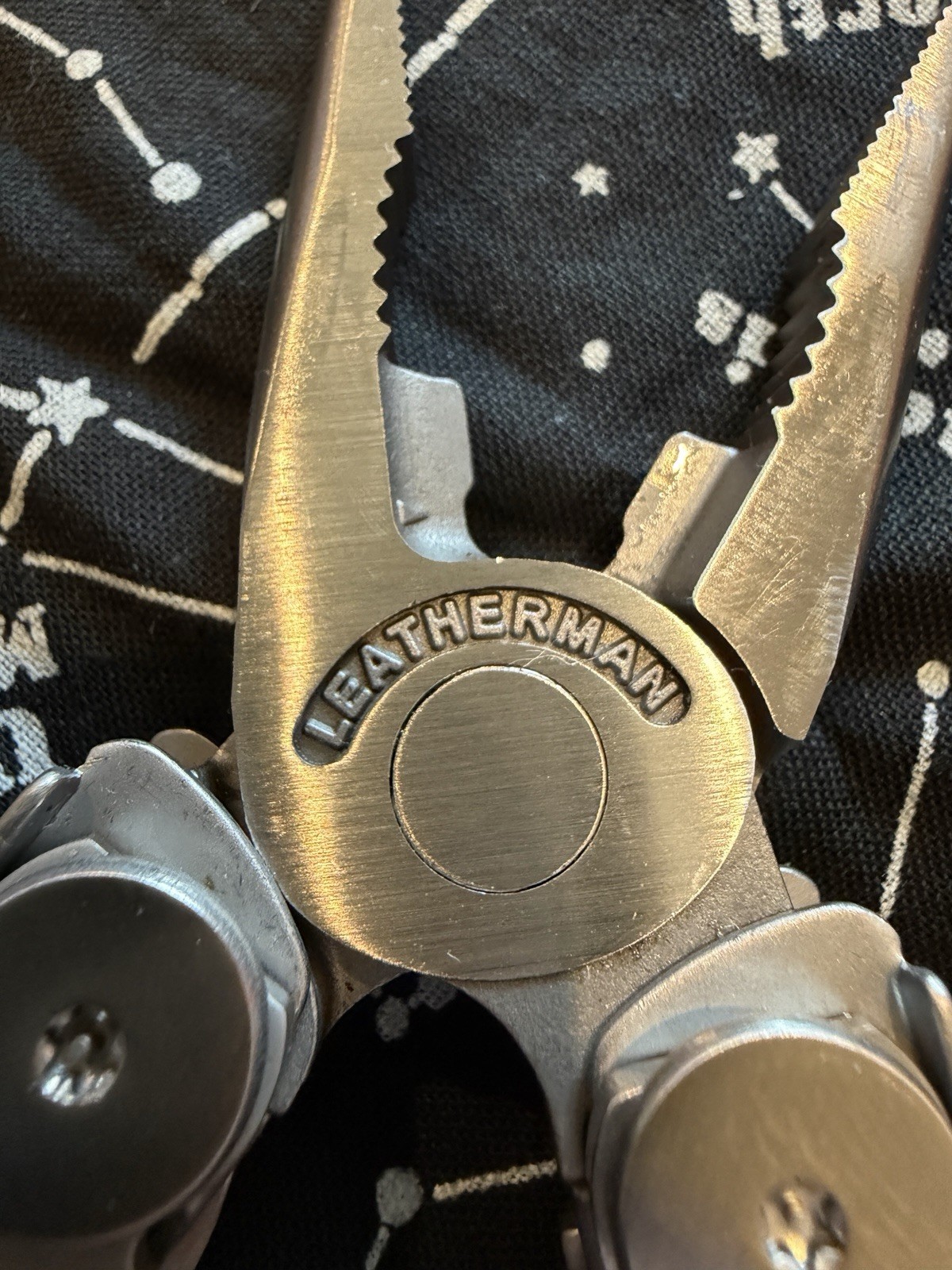 Leatherman Wave Multi-Tool 2nd Gen Stainless Steel Non-replaceable Wire Cutters