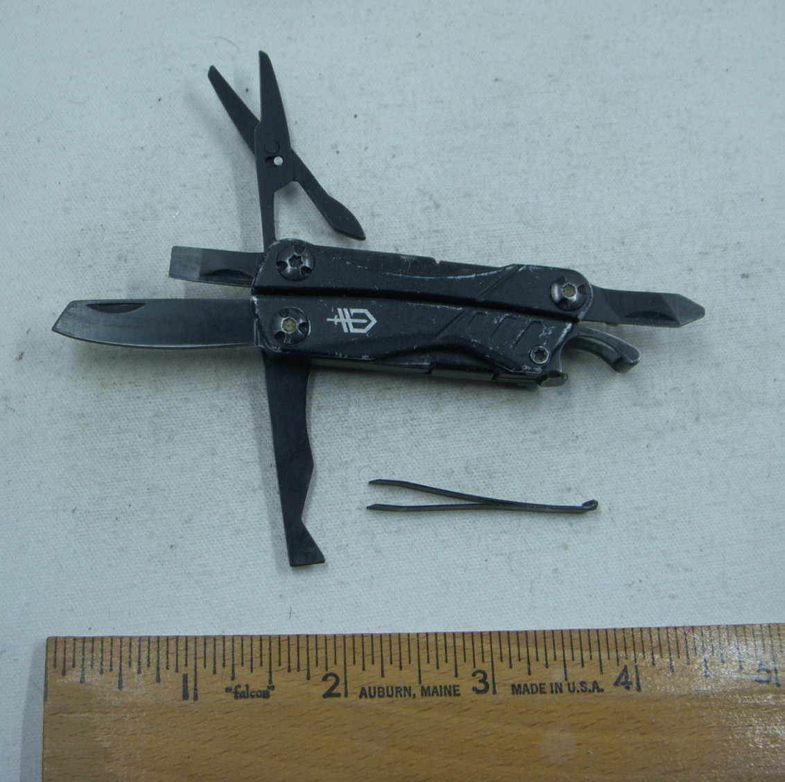 Gerber Dime 4661220D1 Black 11 Function Multi Tool