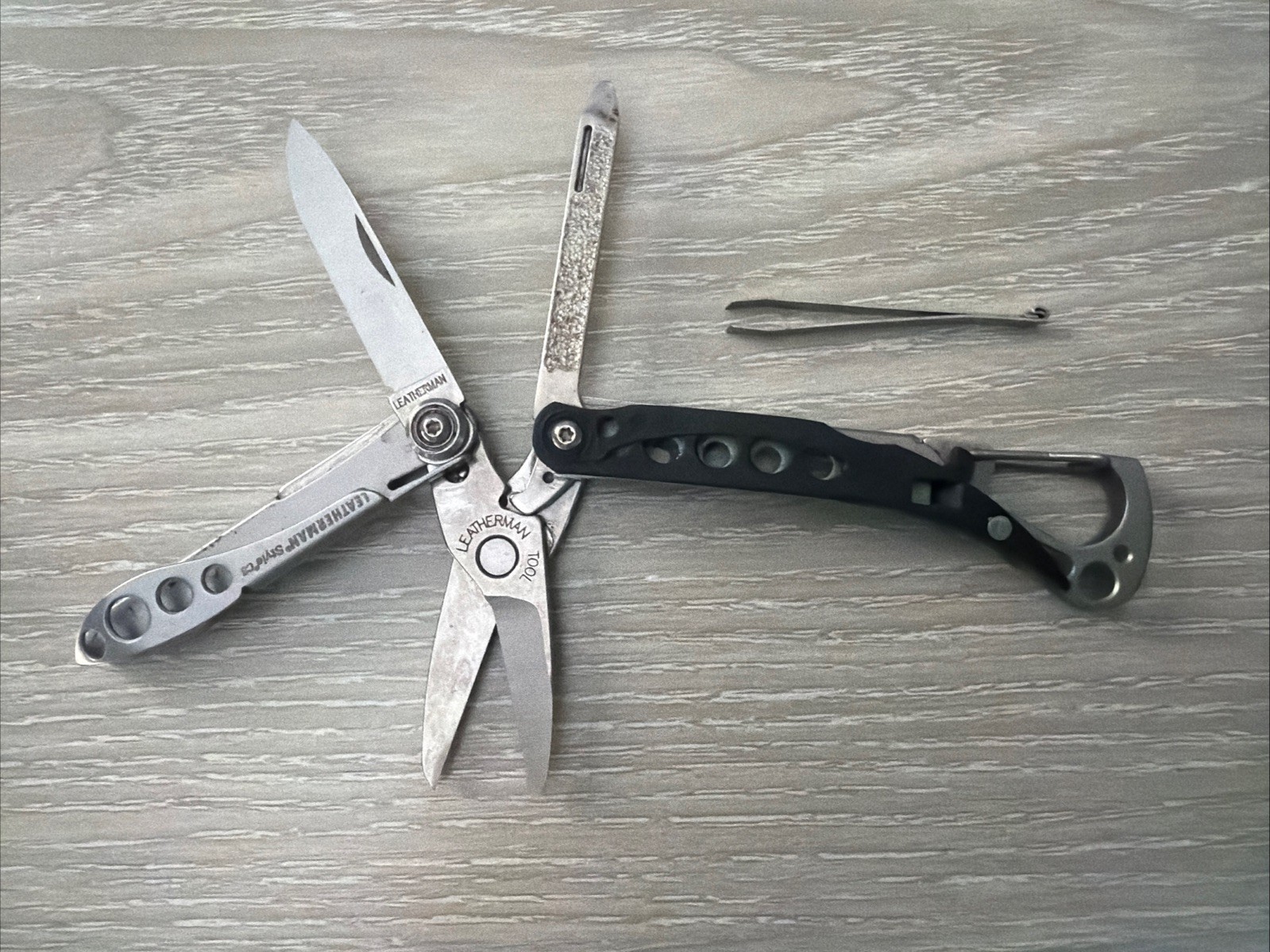 Leatherman STYLE CS Multi Tool Knife File Scissor, Tweezer, Carabiner
