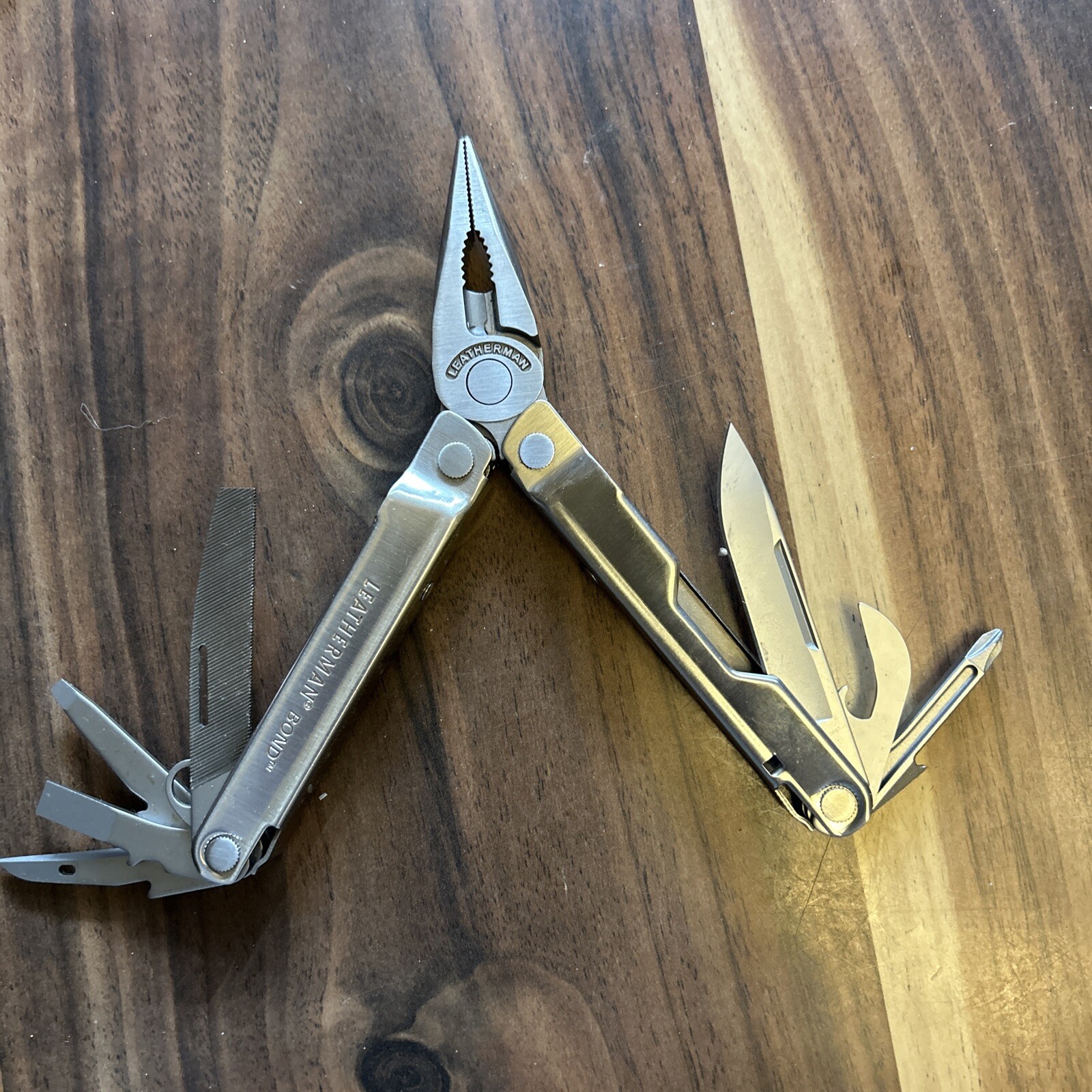 Leatherman Bond , 1 Sheath, Multi-Tool, Pliers, Knife, Stainless, Excellent!