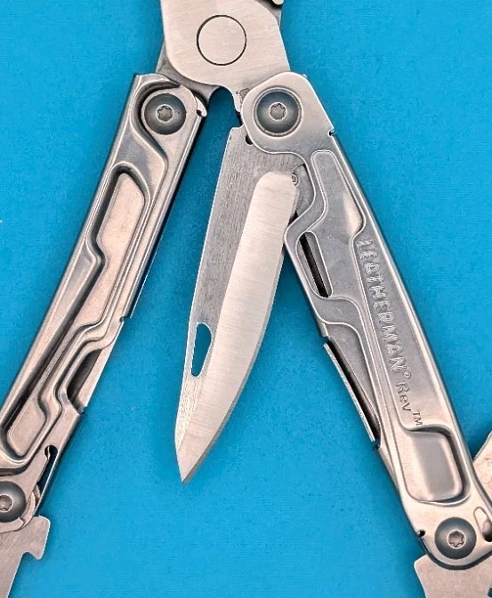 Leatherman Rev 3.8″ Multi-Tool, Stainless!