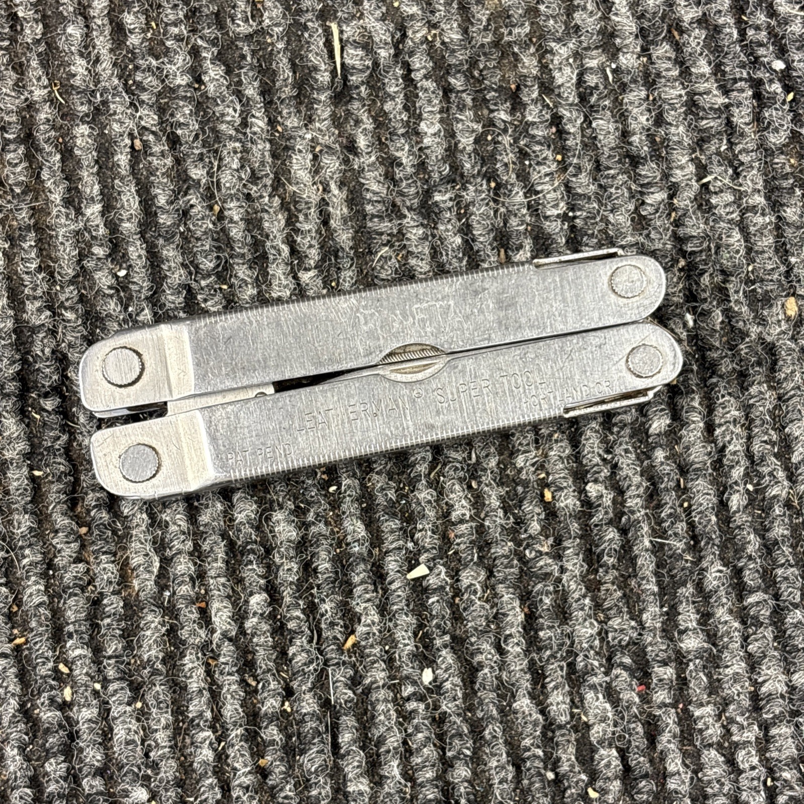 Leatherman Original Super Tool Multi-Tool Multi-Plier (102)