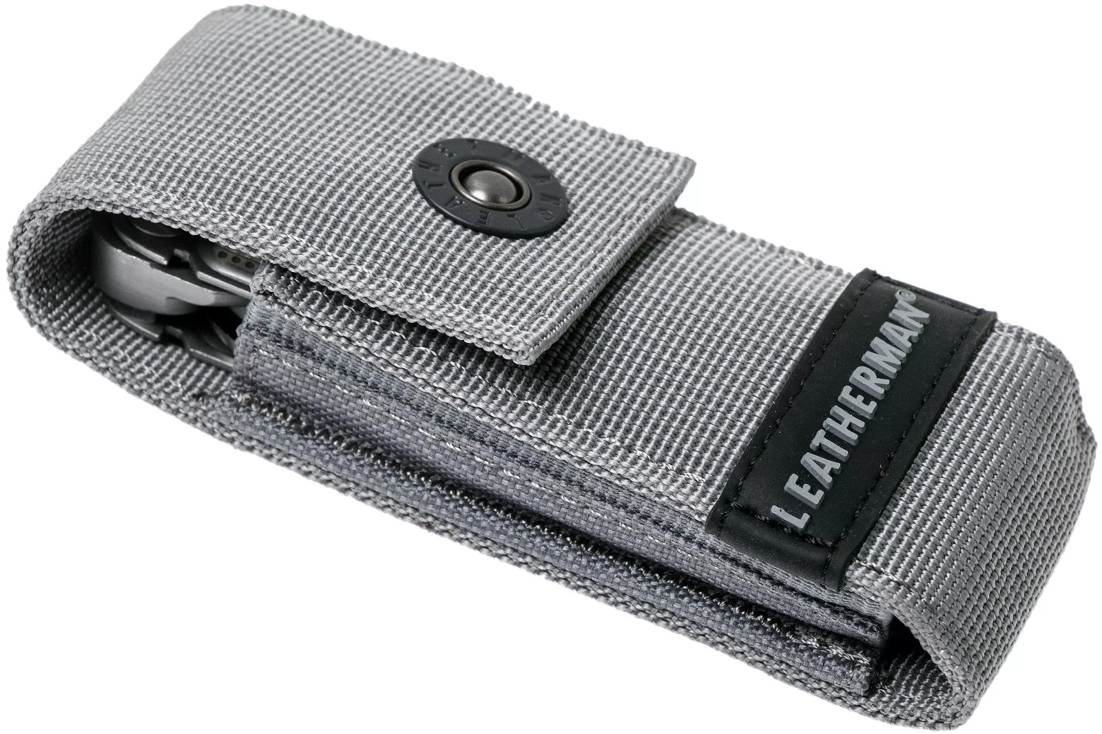 Discontinued Leatherman FREE P2 Stainless Multi-Tool w/ Sheath! NEW IN BOX!
