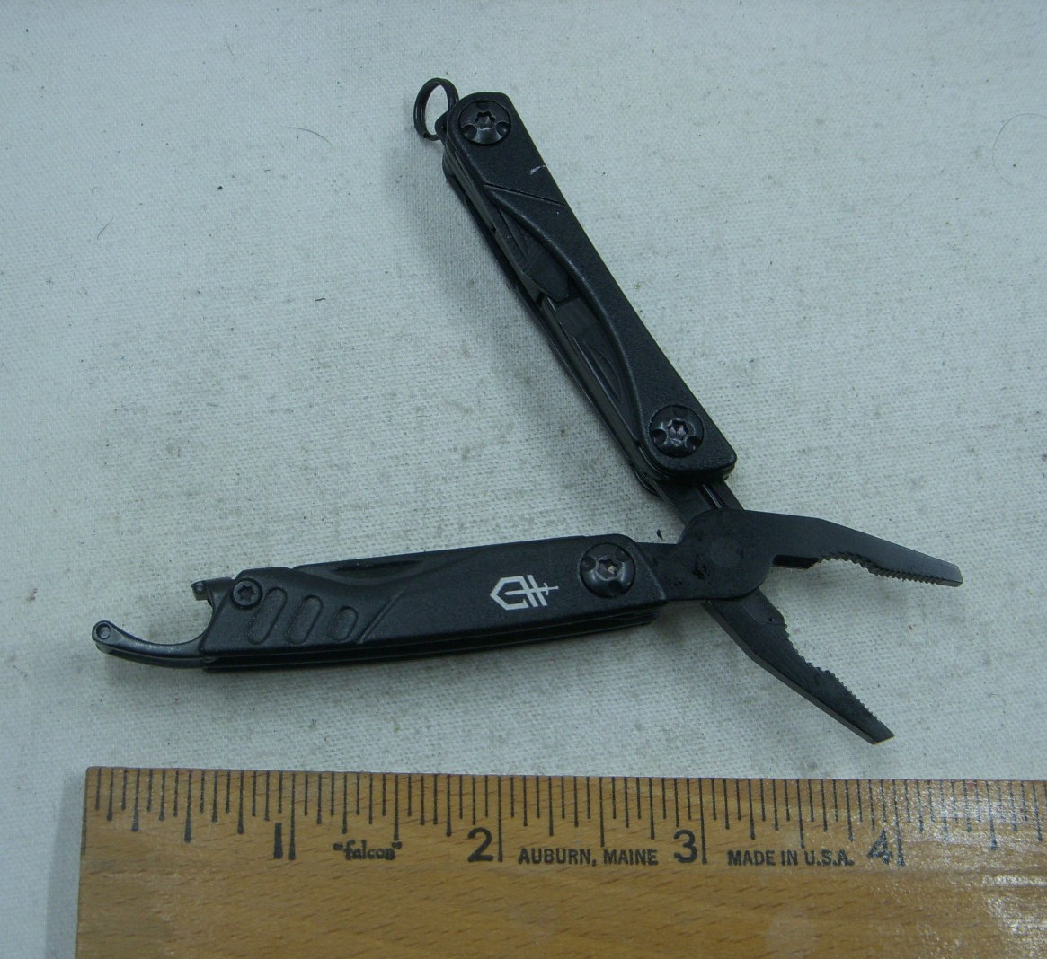 Gerber Dime 4660524D1 Black 11 Function Multi Tool