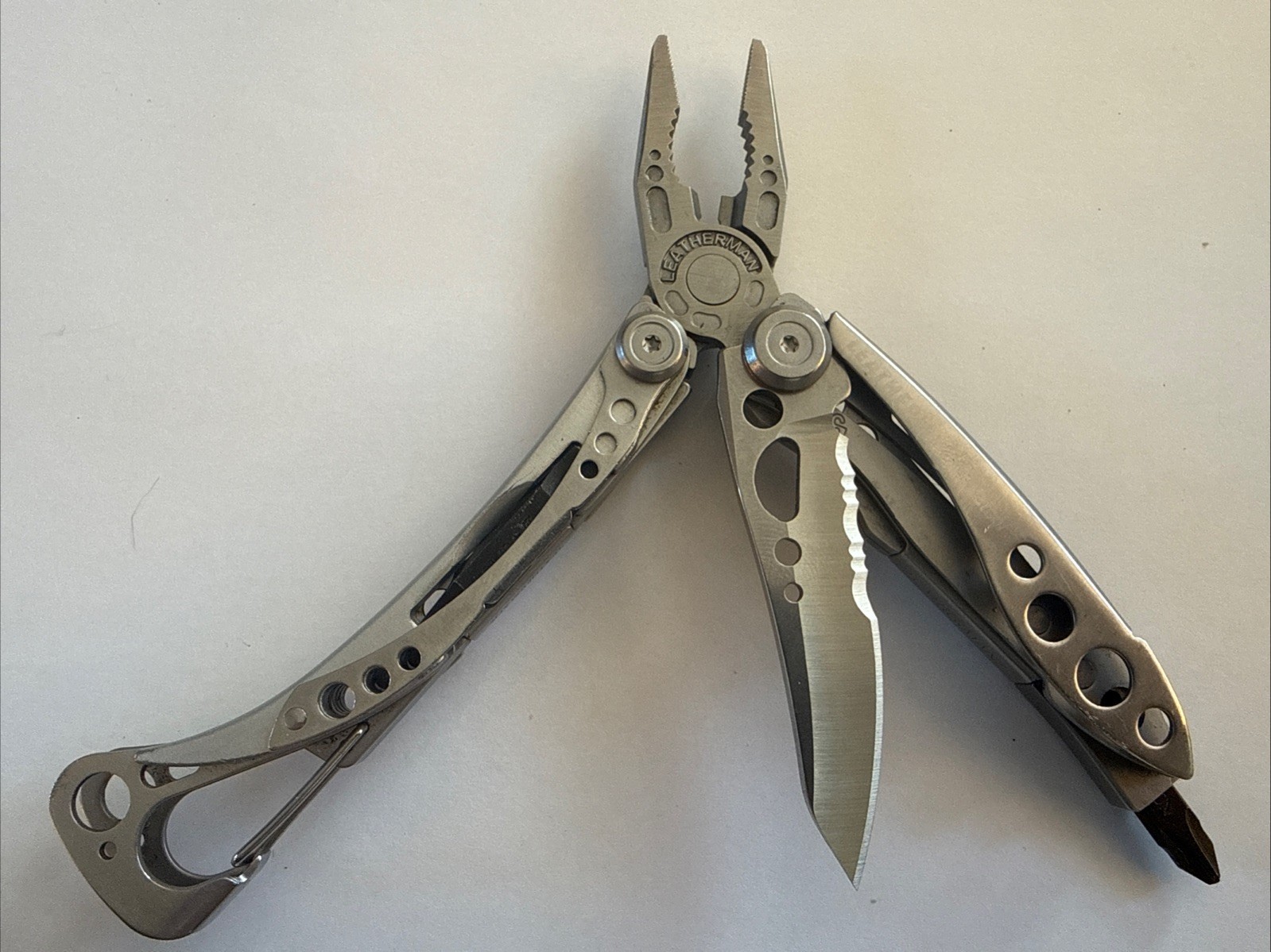 Leatherman Skeletool Reworked By Leatherman. Many New Tools!
