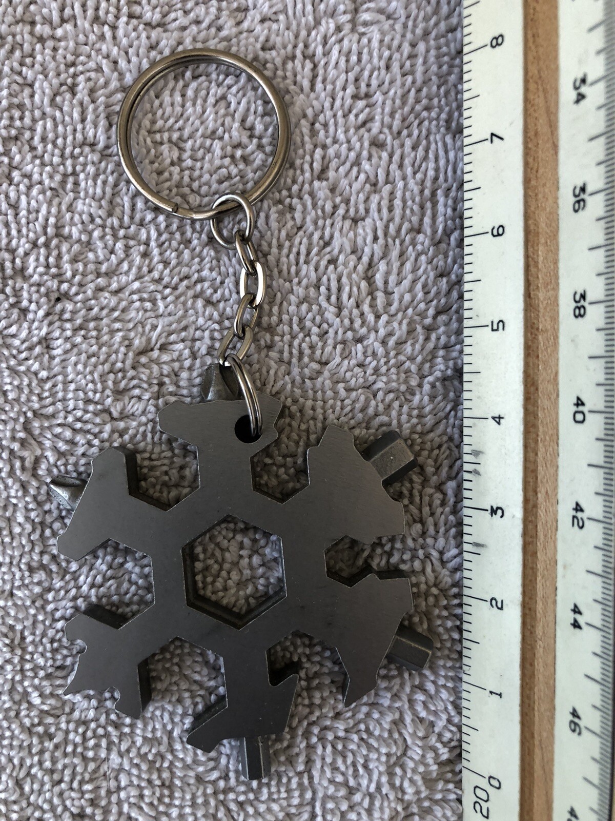 Unique Portable 6 Sided Stainless Steel Snowflake Shape Key Chain Multi Tool