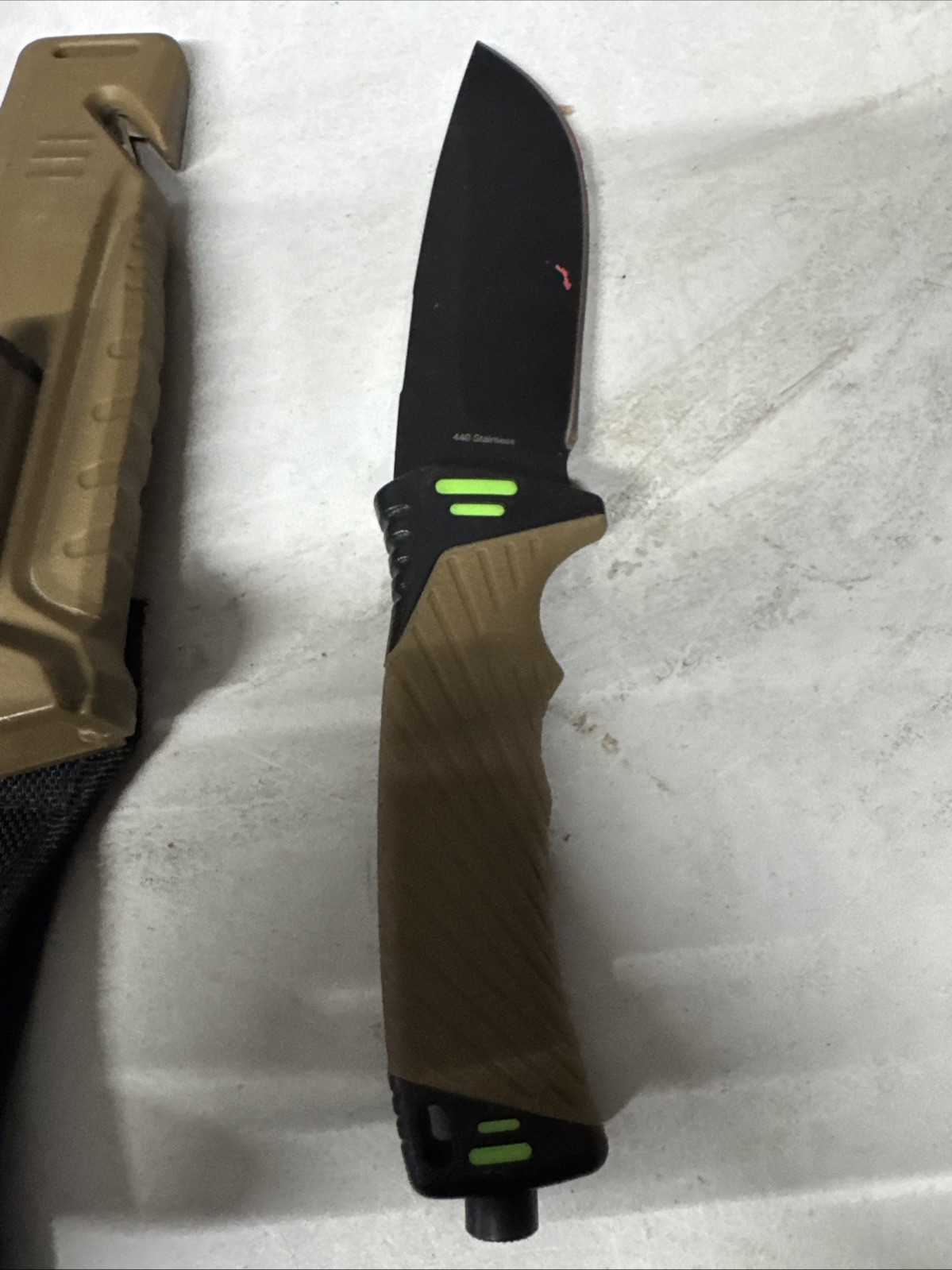 StatGear Surviv-All Hunting Knife – Sheath, Firestarter, Cord Cutter & Sharpener