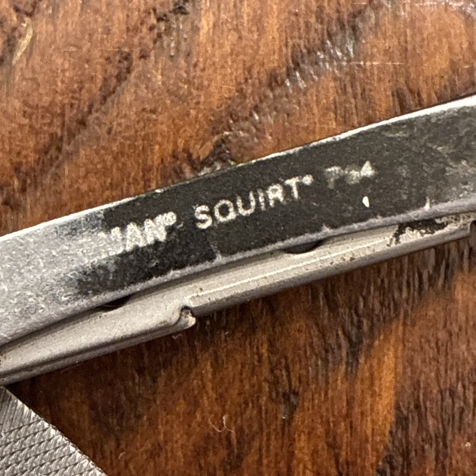 Leatherman SQUIRT PS4 Multi-Tool With Pliers Scissors Knife – Read Description