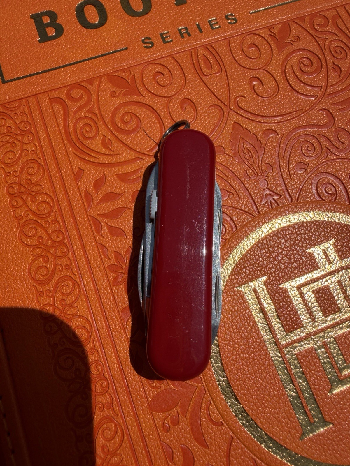 Rare Victorinox Sussie Officer’s Red Swiss Army Multi-Tool Knife Stainless & Box