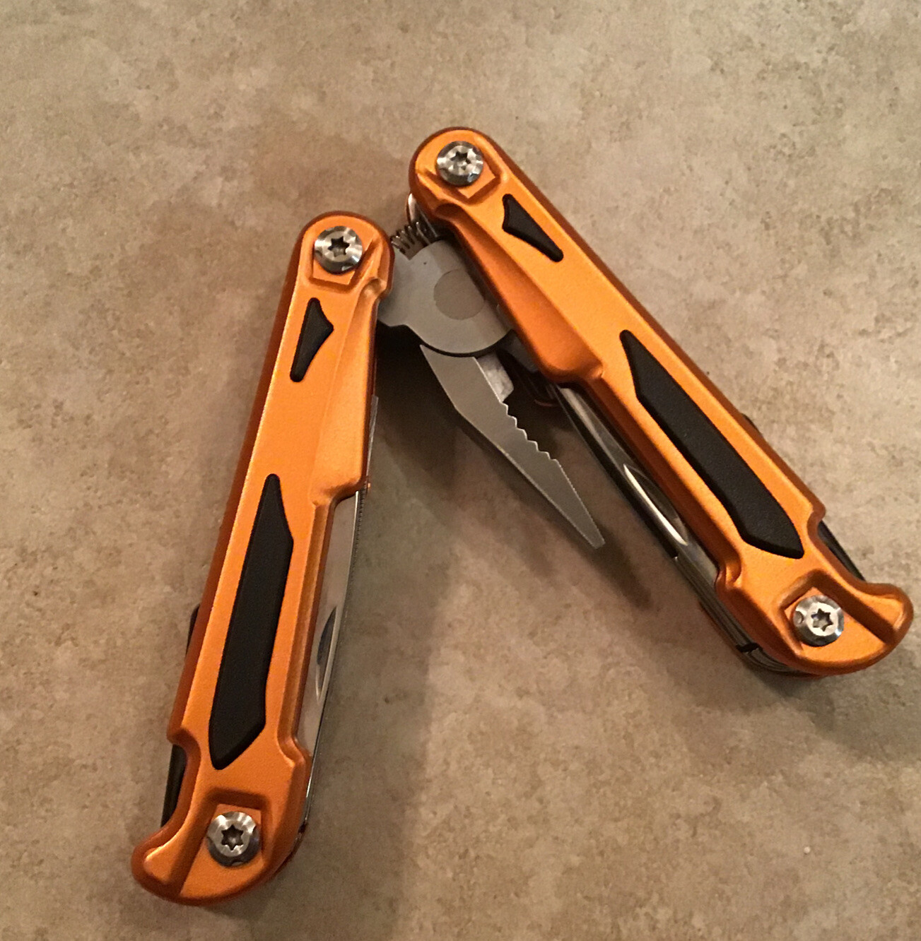 MULTI TOOLS PLIERS SET