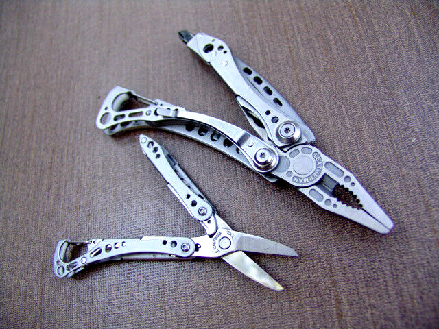 LEATHERMAN SKELETOOL–MULTI TOOL & RETIRED STYLE CS–EXCELLENT–LOT OF 2