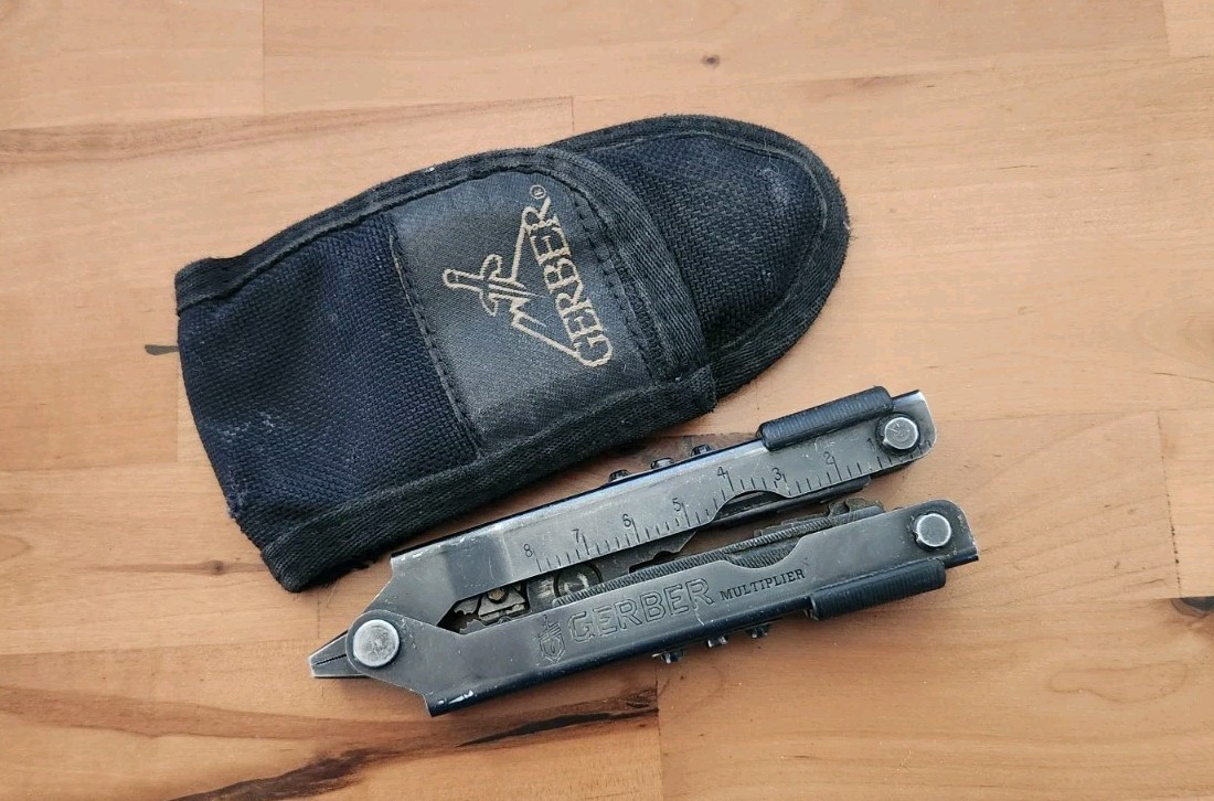 Gerber MP600 Multi-Tool Multi-Plier Black Oxide w/ Sheath – Great C73