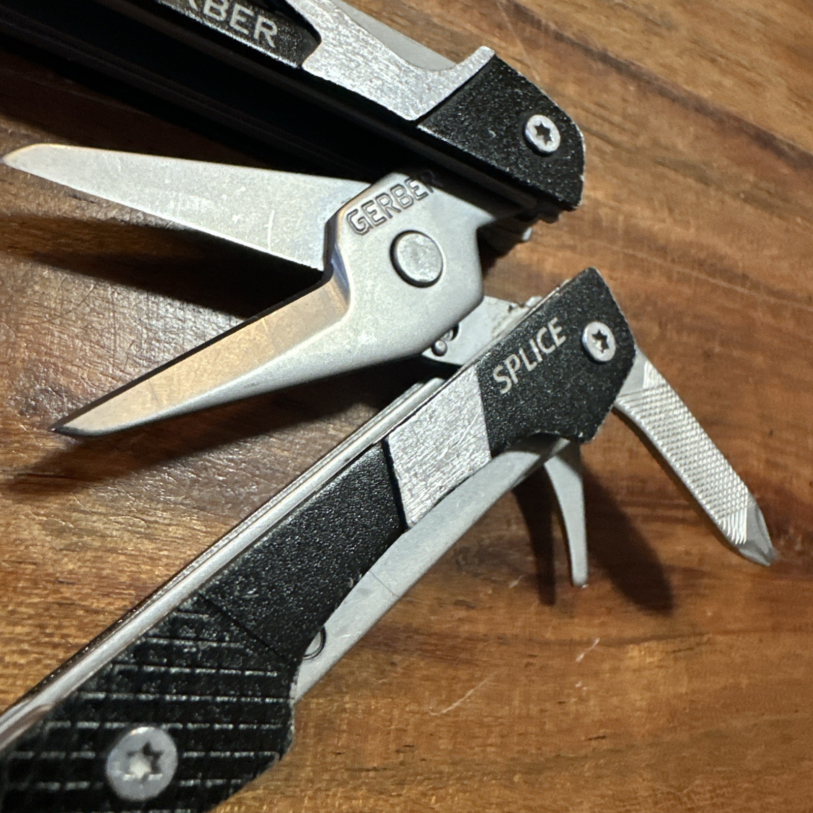 Gerber Splice Compact Multi-Tool Knife Pliers Scissors Screwdrivers – Used