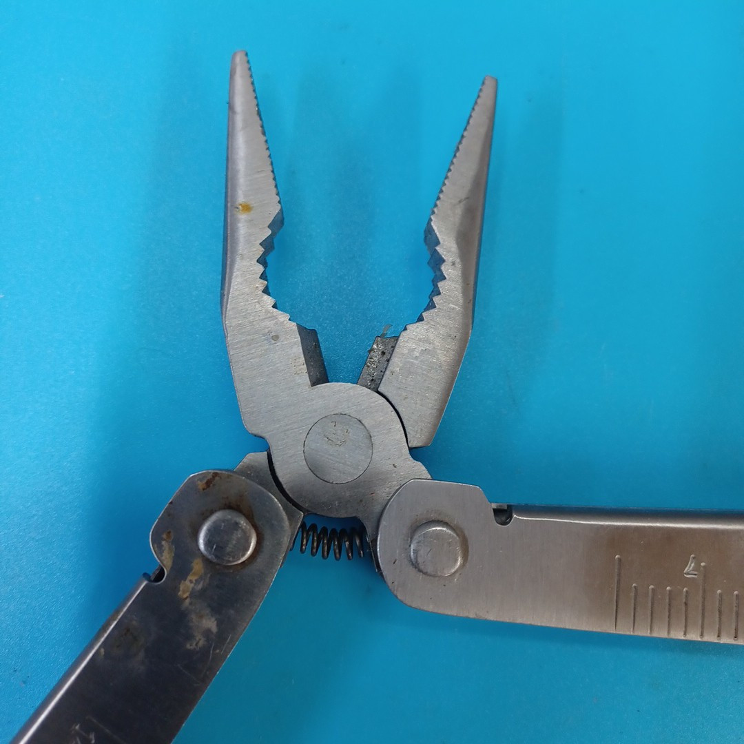 Winchester Multi-Tool Stainless Steel Finish – 4.25 inches closed