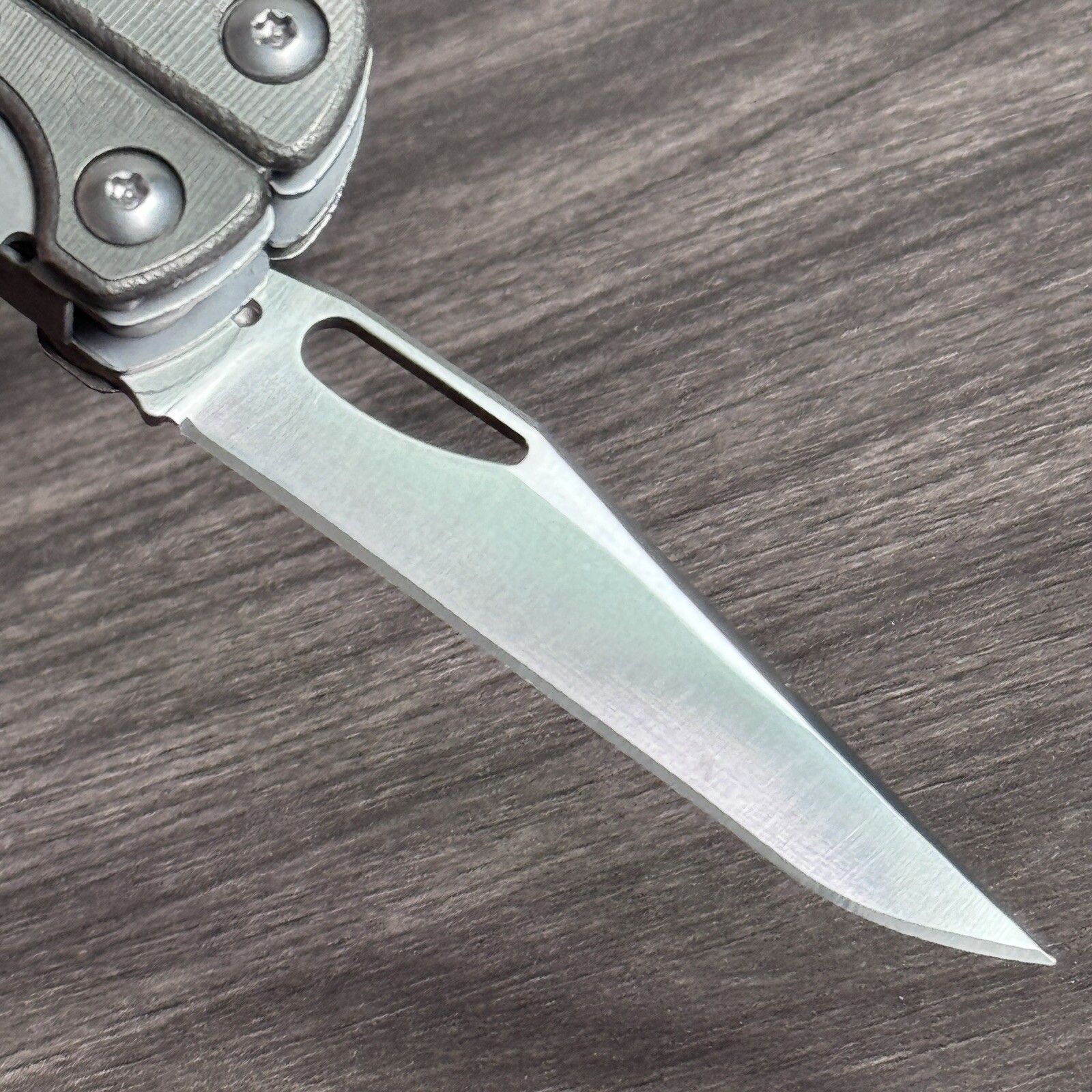 Leatherman Charge Ti Multitool early PAT PEND, early bits
