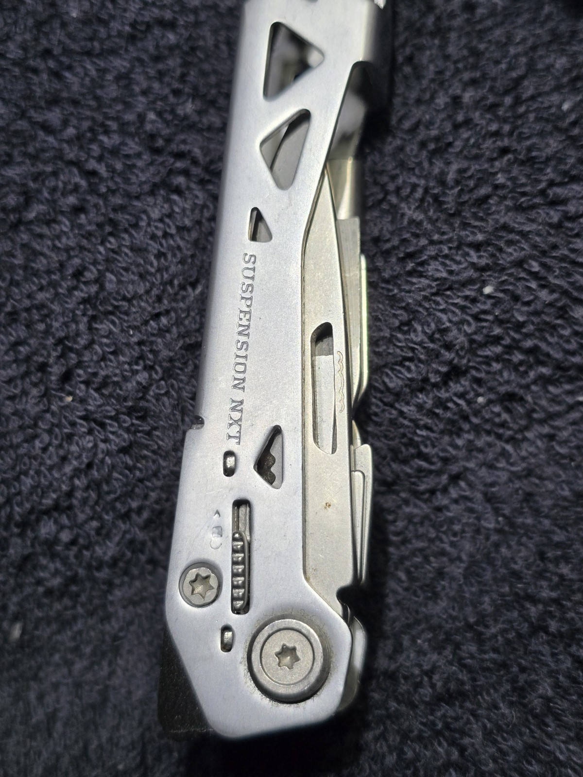 **Free Shipping!** Gerber 15 in 1 Multi-Tool with Pocket Clip