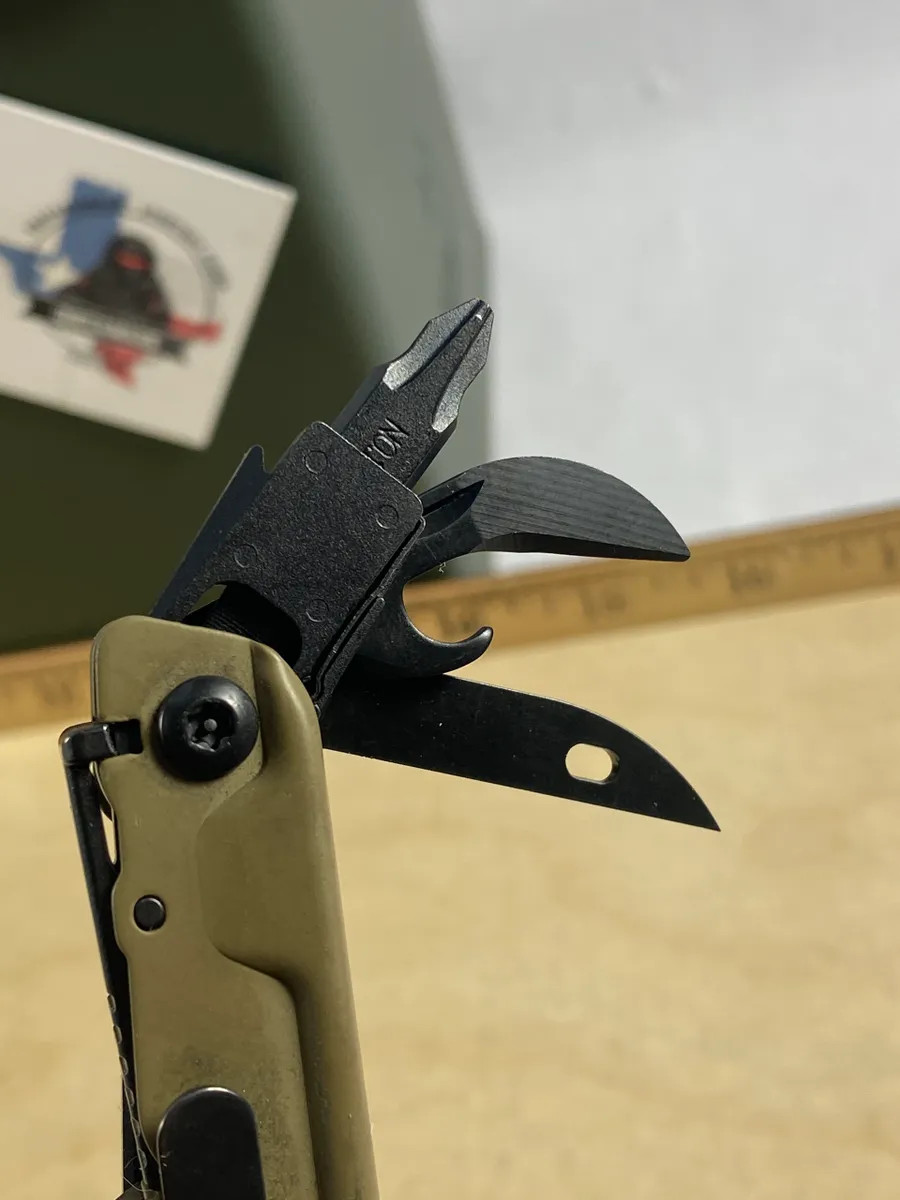 Leatherman Signal Coyote Tan #SG3. Looks/feel brand new (MSRP $149.95)