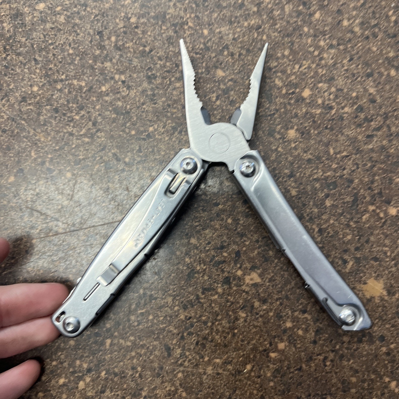 LEATHERMAN BOLSTER 13 TOOL STAINLESS STEEL MULTI-TOOL, L24