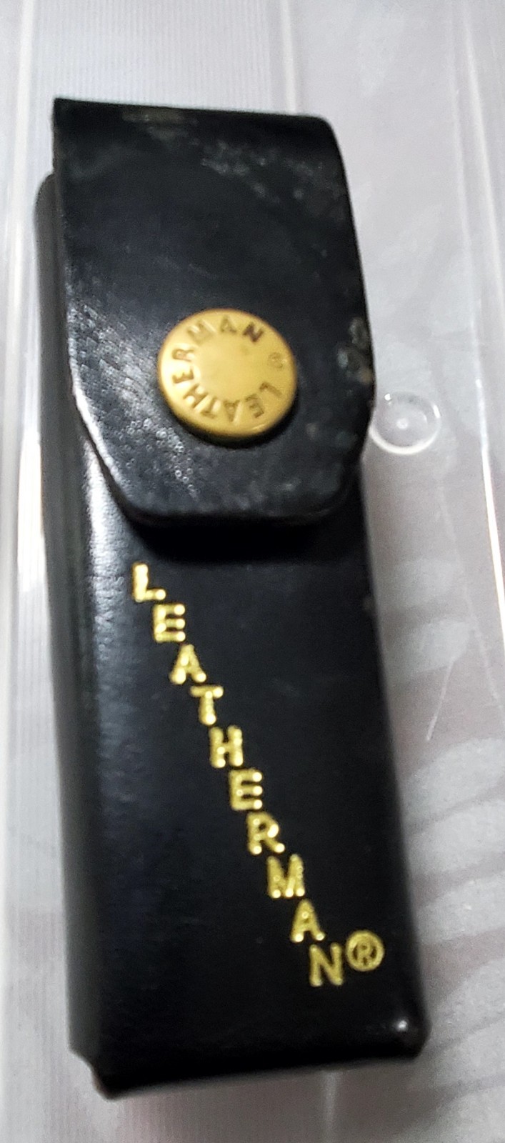 LEATHERMAN SUPER TOOL WITH LEATHERMAN SHEATH