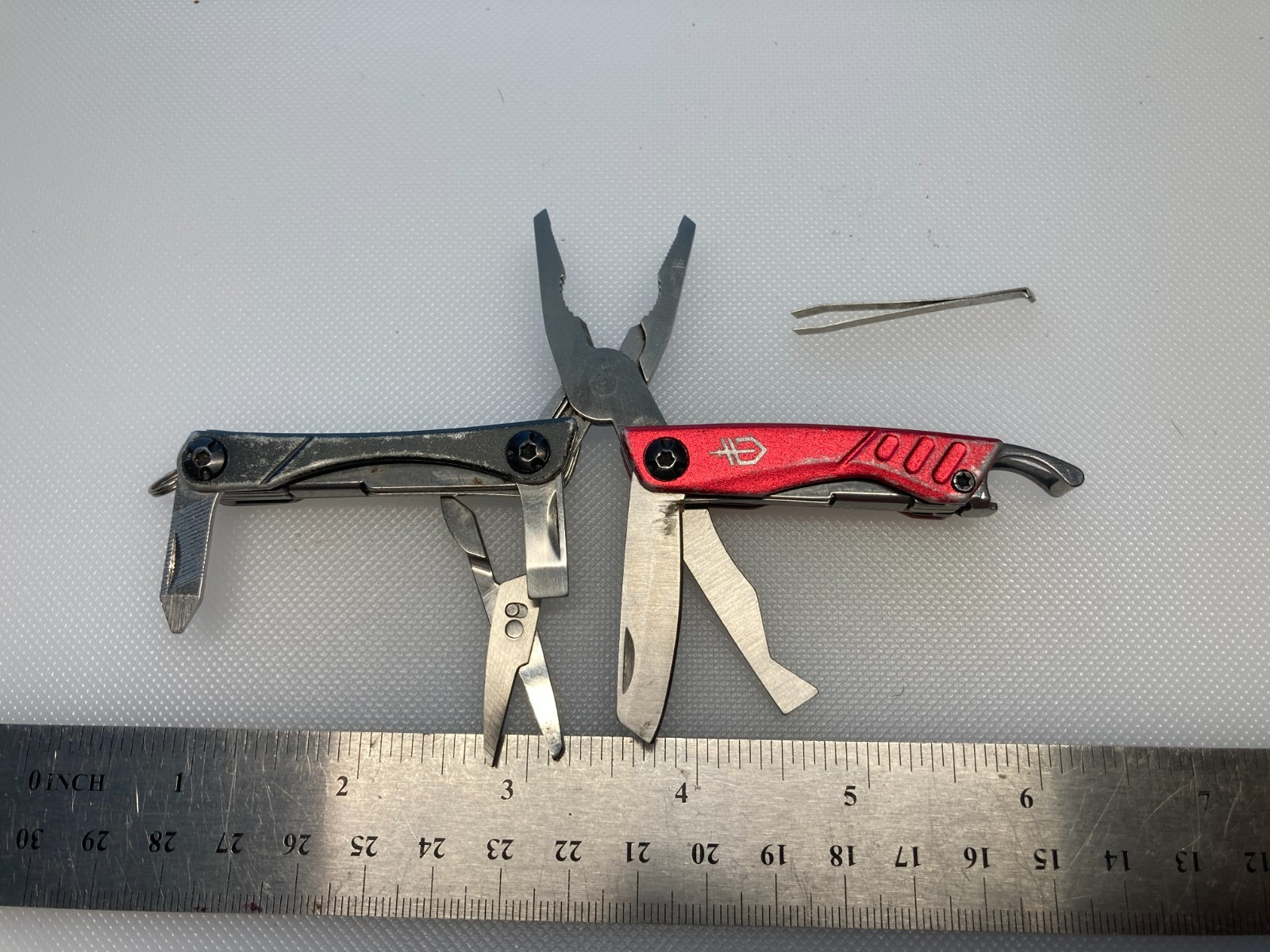 Gerber Dime Mini Multi-Tool, Knife, Pliers, Scissors, Red (E)