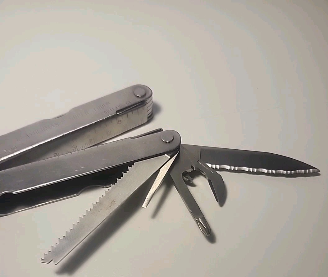 Leatherman Super Tool Pat Pend Portland Oregon