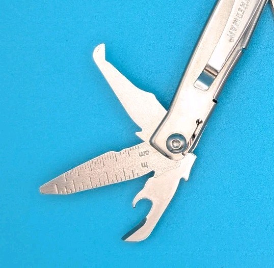 Leatherman Rev 3.8″ Multi-Tool, Stainless! With Sheath!