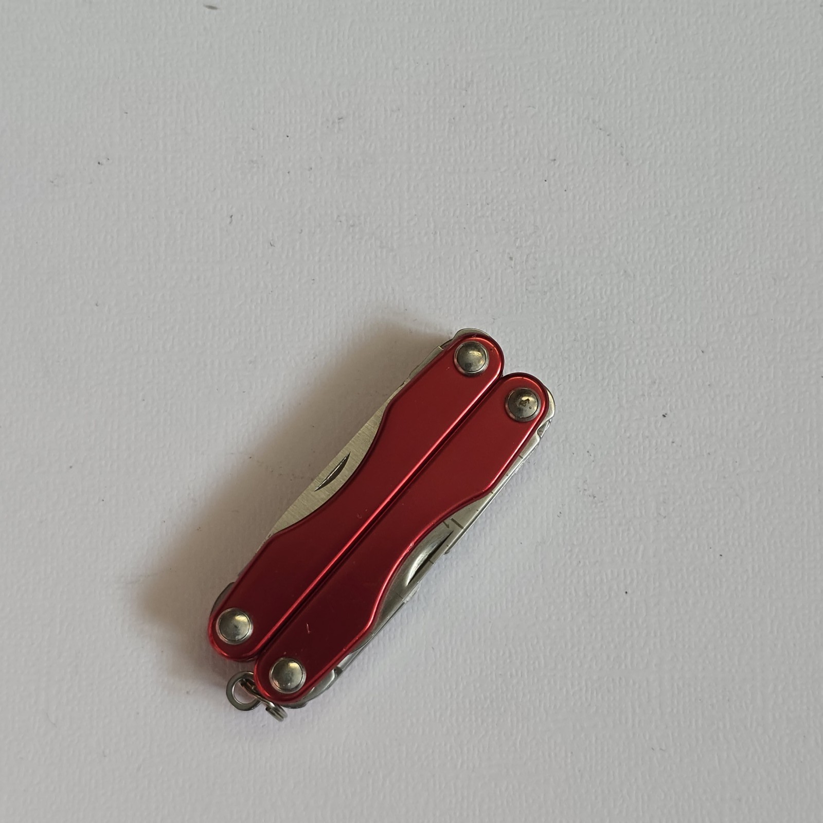 LEATHERMAN SQUIRT S4 MINI TOOL SCISSORS KNIFE MULTI TOOL