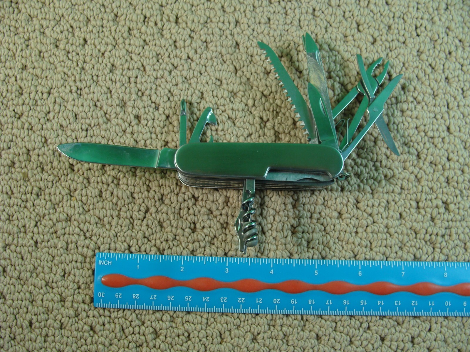 Multi-Tool Pocket Knife Case-for-Belt 6.9-oz 12-Tools Scizzors Screwdrivers