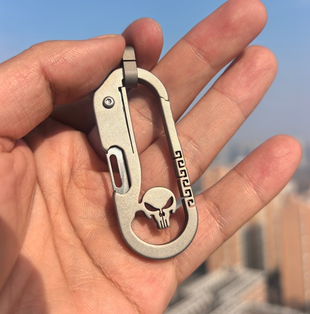 Titanium alloy buckle EDC tool Self defense safety Tools