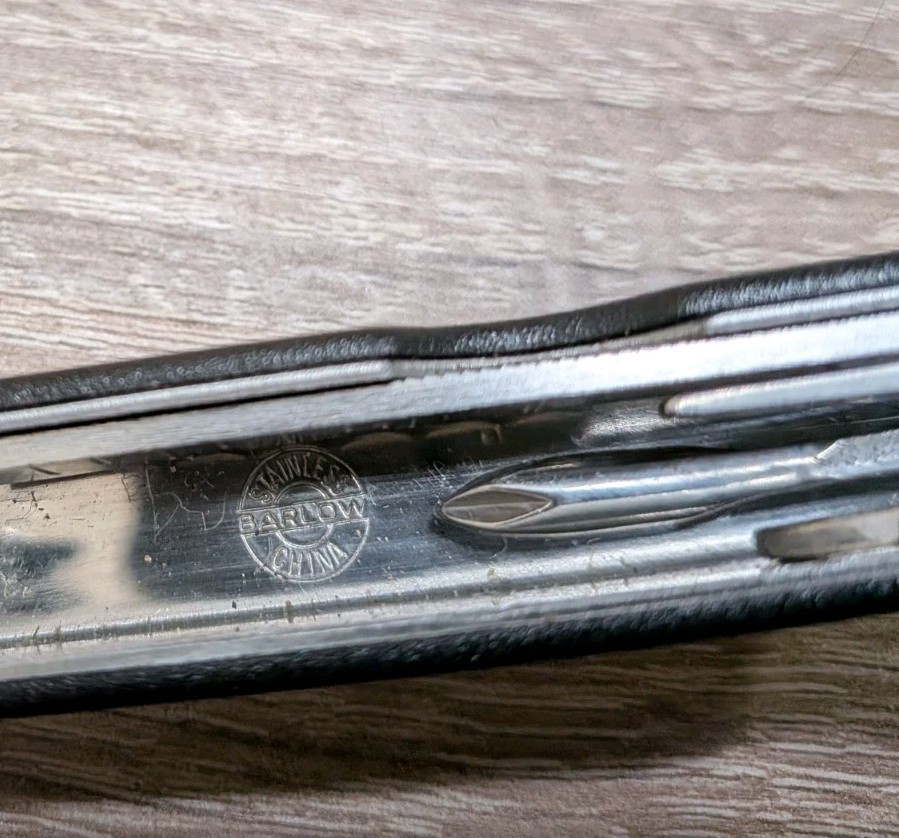 BARLOW MULTI FUNCTION TOOL – Multi Plier Saw Knife