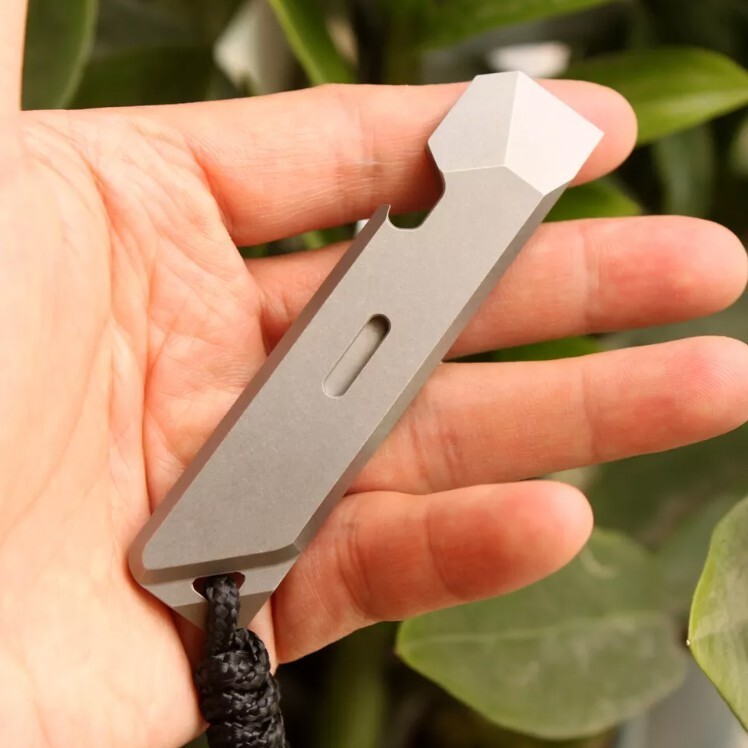 Mini TC4 Keychain Pry Bar Crowbar Bottle Opener Outdoor Multi EDC Tools