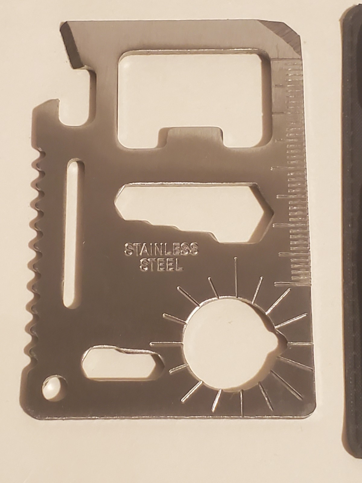 MULTI-PURPOSE POCKET SURVIVAL TOOL HANDY HARDWARE OPENER SCREWDRIVER WRENCH