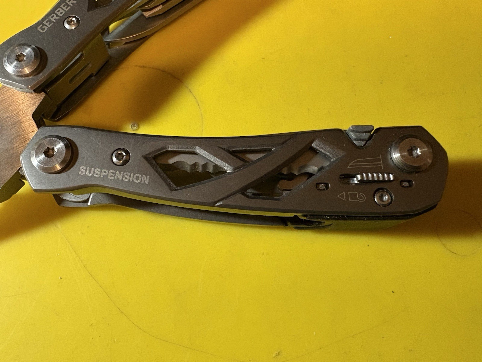Gerber Suspension NXT Stainless Steel Multi-Tools Gray New WO/Box Never Use LG