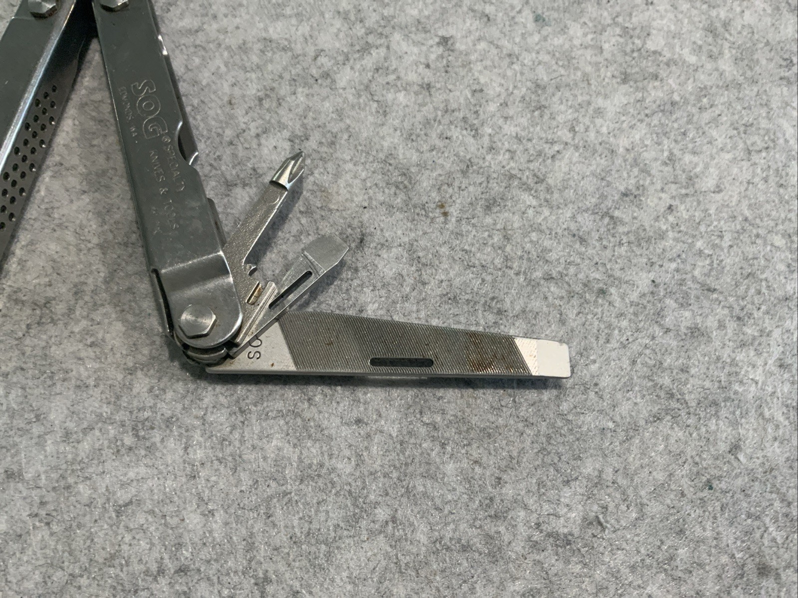 Vintage SOG Powerplier Multi Tool Stainless Broken Metal Saw